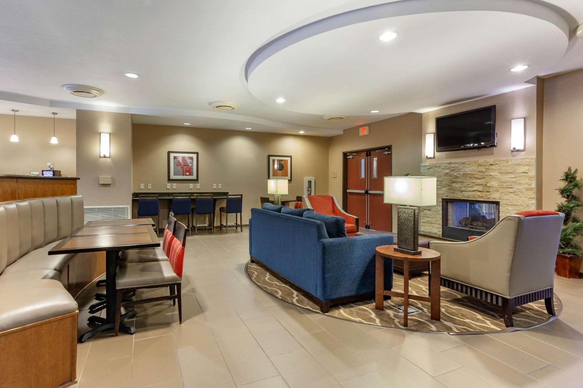 Comfort Suites Glendale - State Farm Stadium Area Kültér fotó