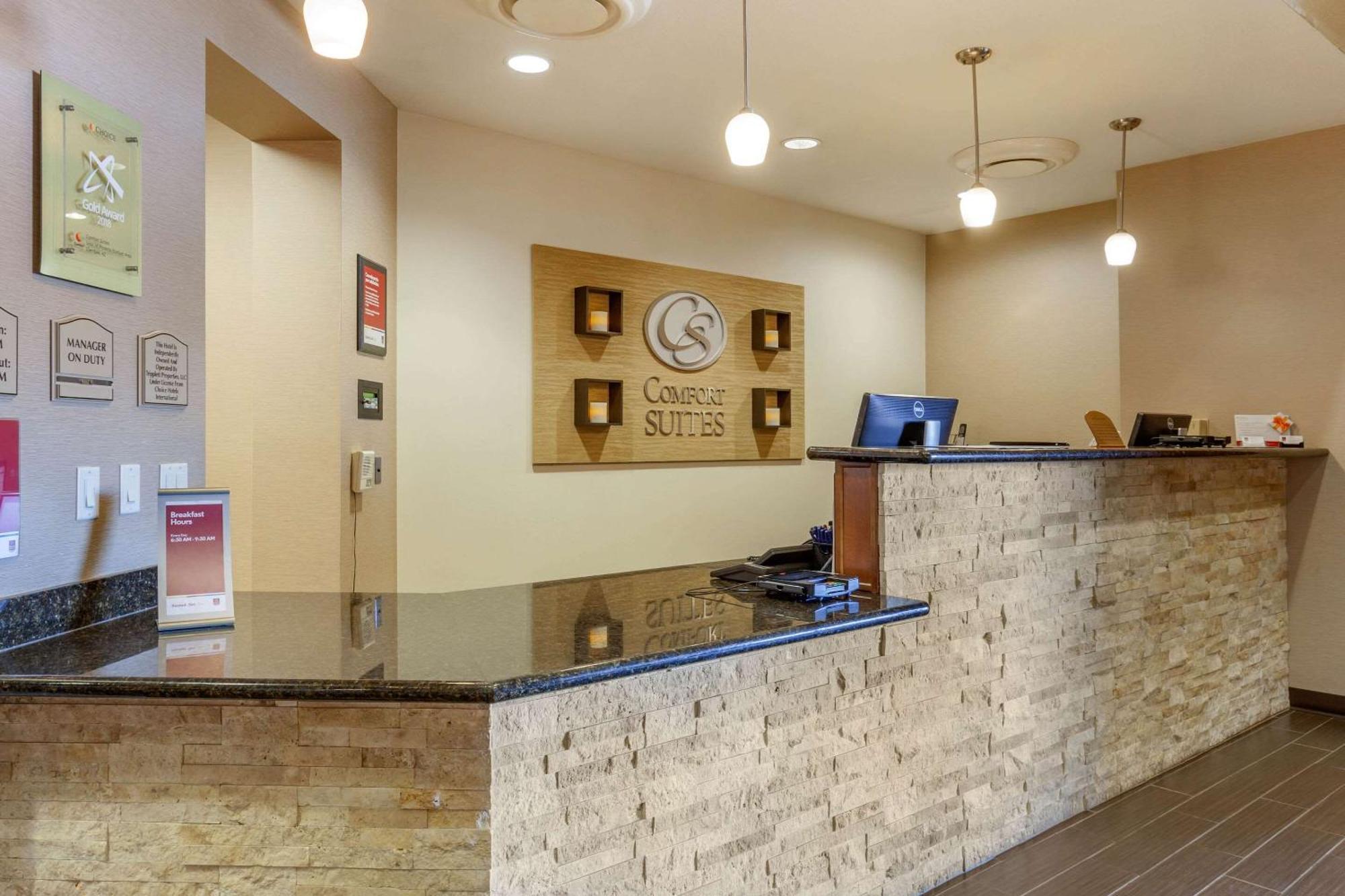 Comfort Suites Glendale - State Farm Stadium Area Kültér fotó